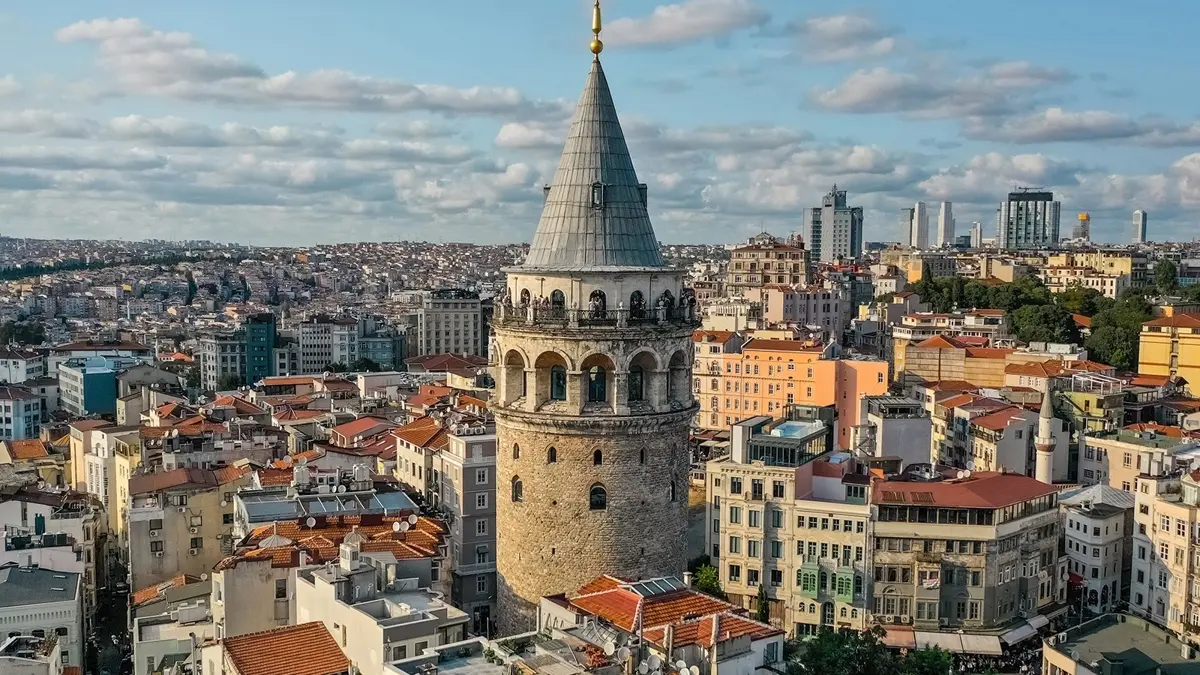 Yüzyıllara uzanan tarihi geçmiş: İstanbul Galata Kulesi'nin hikâyesi!