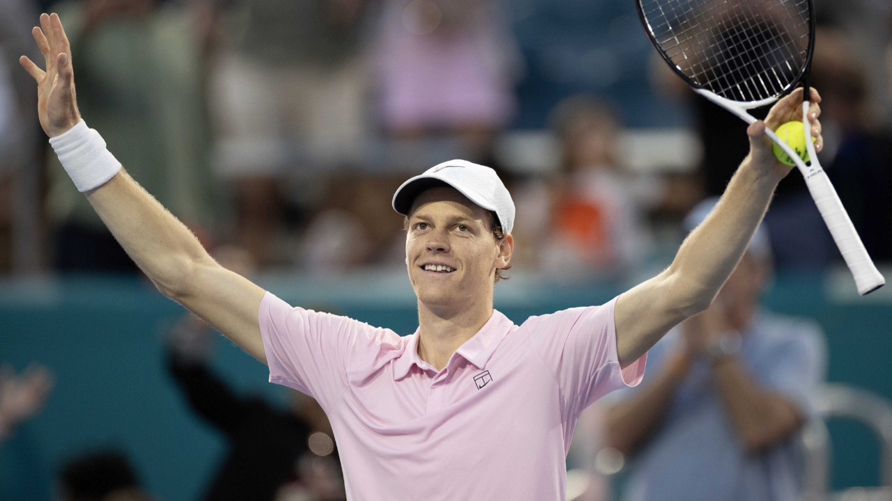 Jannik Sinner, Wimbledon'da üst üste 2. kez şampiyonluğa ulaştı