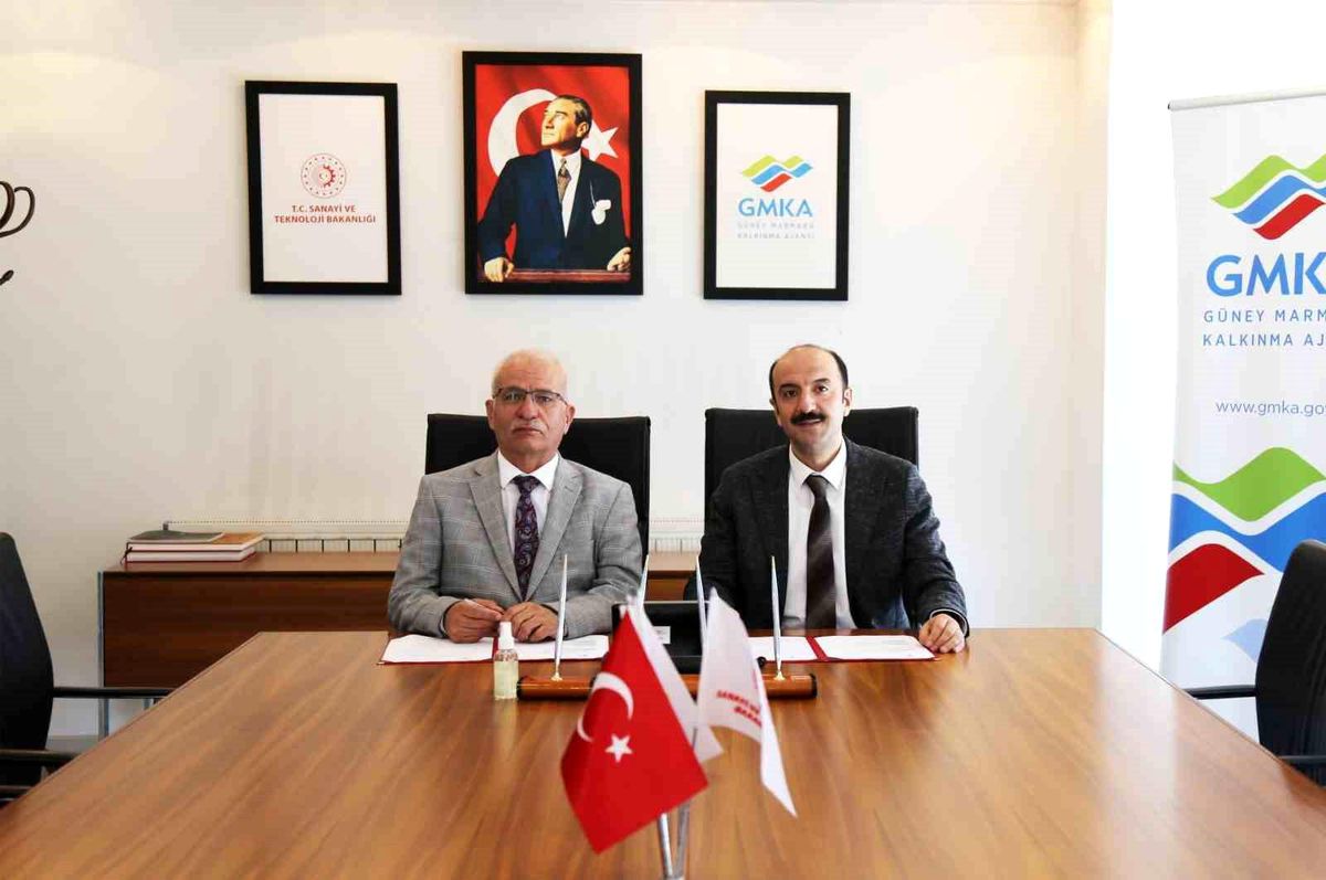 Karesi'de İHA ve Model Uçak Teknolojileri eğitimi projesi imzalandı