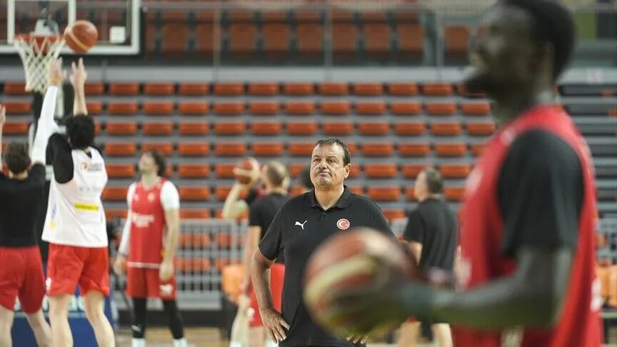 A Milli Erkek Basketbol Takımı, Bosna Hersek maçı öncesi son antrenmanını gerçekleştirdi