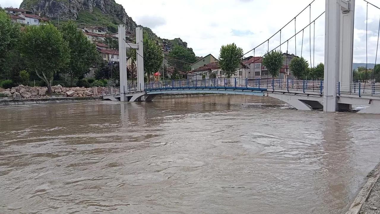 Türkiye’de 214 şiddetli meteorolojik olay: Yağış ve sel etkili oldu
