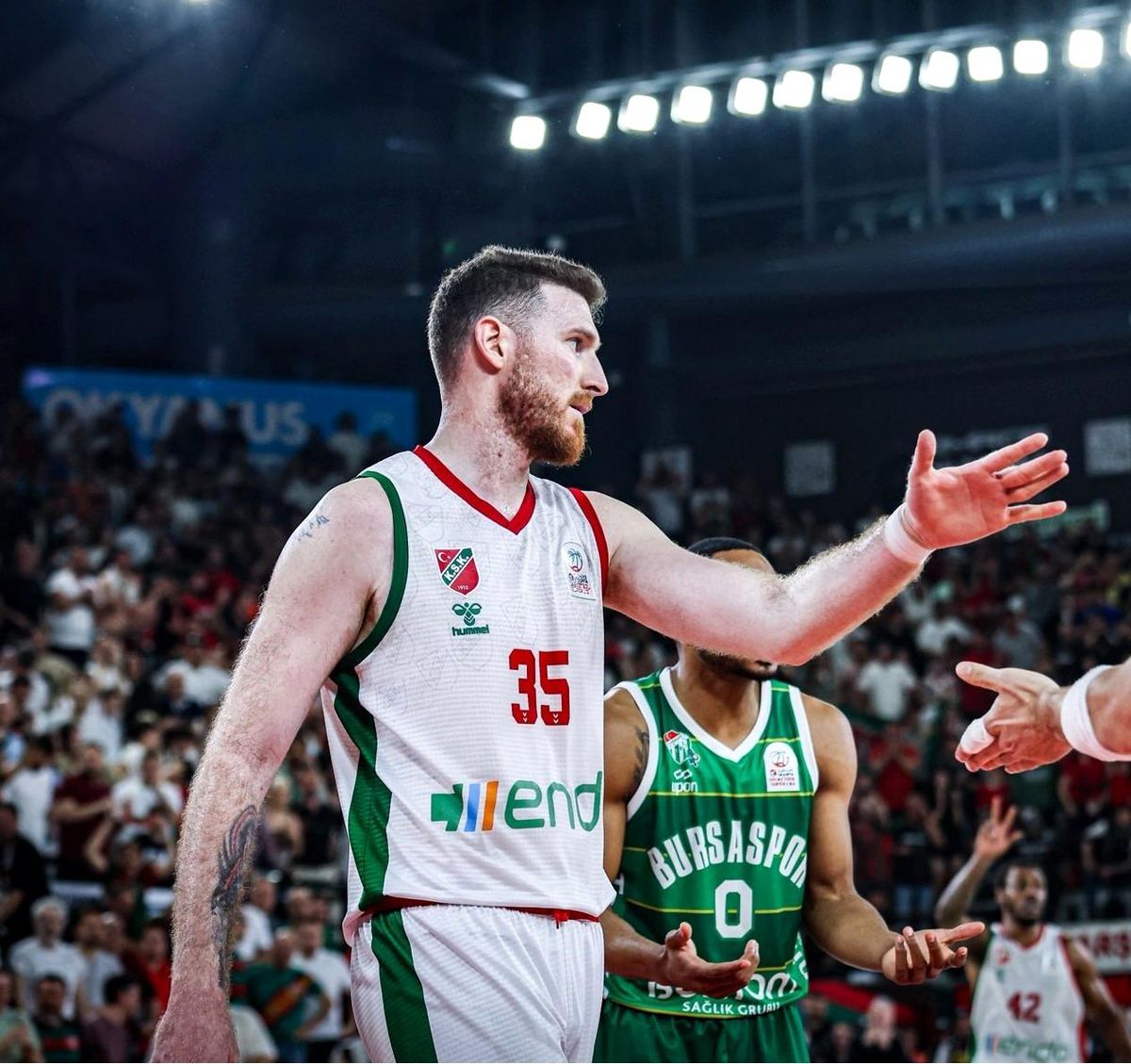 Karşıyaka Basketbol'da iki ayrılık