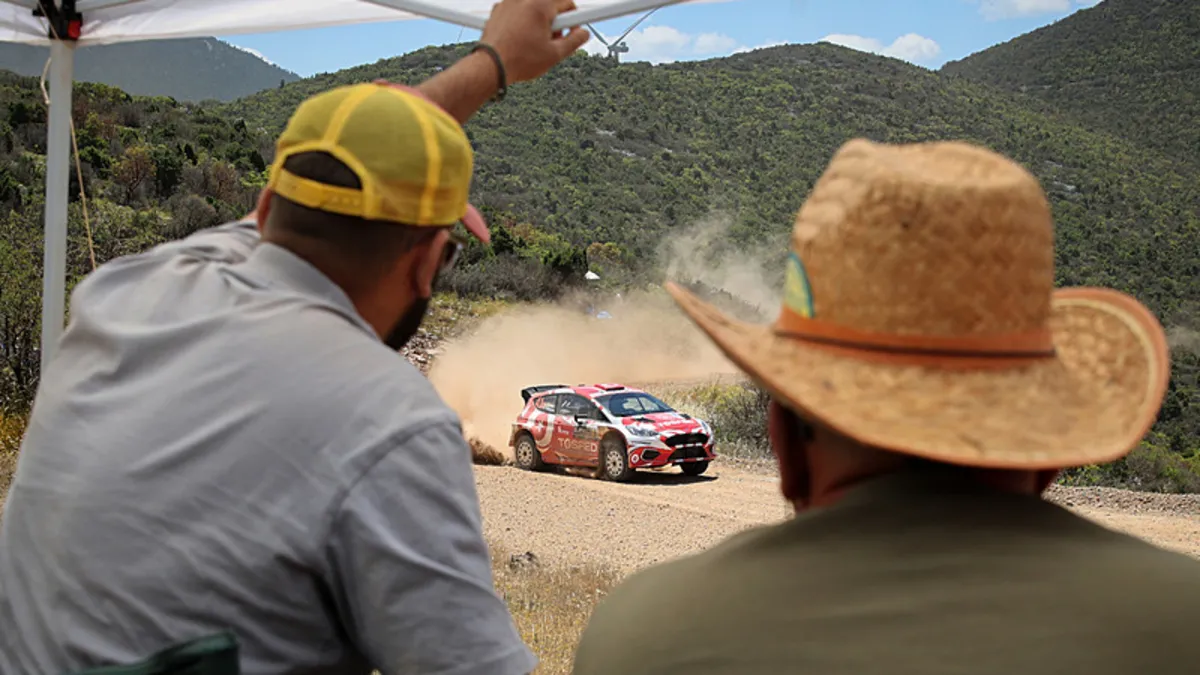 Milli sporcu Ali Türkkan, Acropolis Rallisi’nde kaza geçirdi!