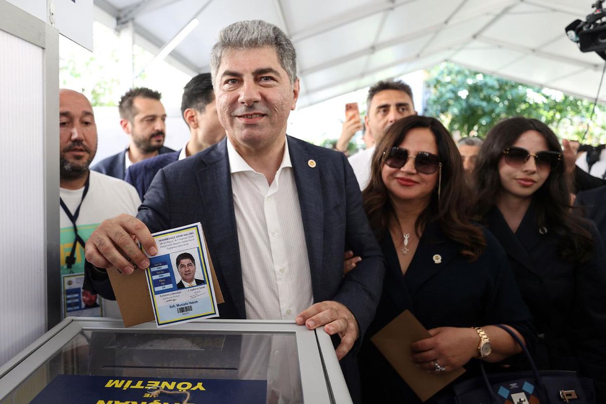 Rakam öyle böyle değil! Hakan Safi günler içerisinde servet harcamış