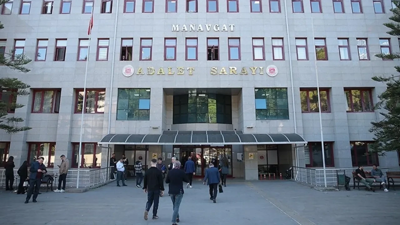 Manavgat'ta önceki dönem belediye soruşturmasında yeni gelişme! 3 kişi gözaltına alındı