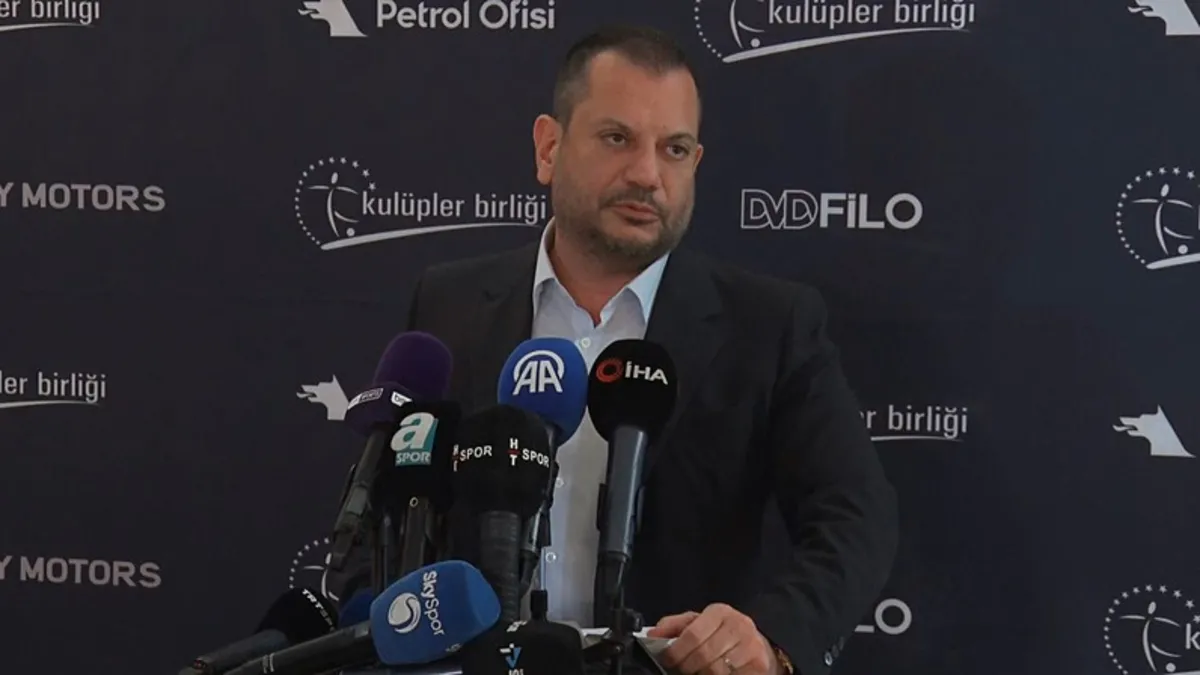 TFF'den yeniden Kulüpler Birliği Vakfı Başkanı seçilen Ertuğrul Doğan'a tebrik