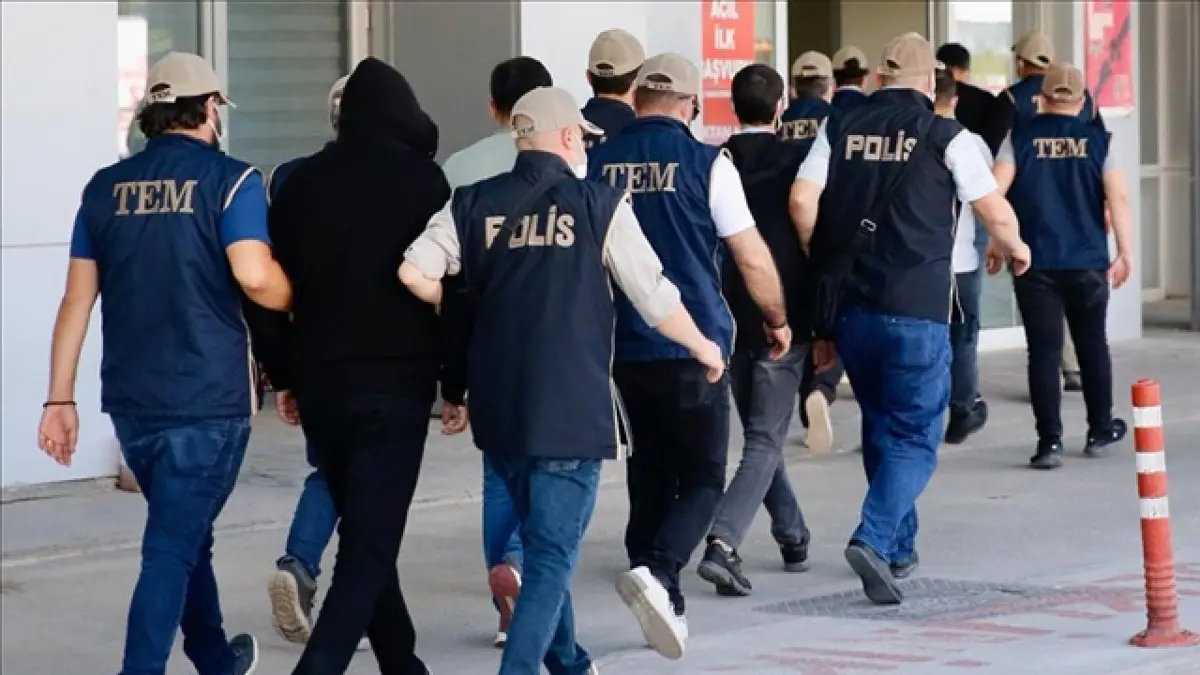 Ankesörlü telefon izi yakalattı! 42 ilde FETÖ temizliği: 237 şüpheli yakalandı