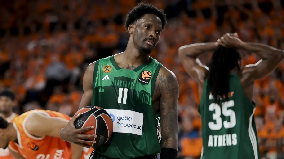 Panathinaikos, Nigel Hayes-Davis'i renklerine bağladı
