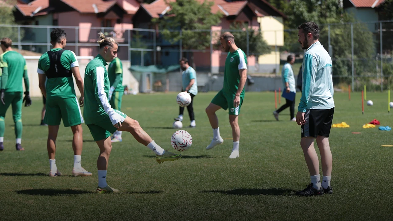 Bursaspor, yeni sezon hazırlıklarını Bolu'da sürdürdü