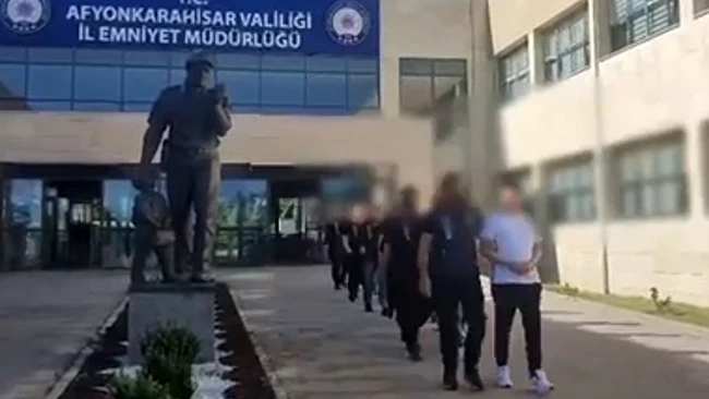 Sahte araç ilanları aracılığıyla dolandırıcılık: 11 kişi gözaltına alındı