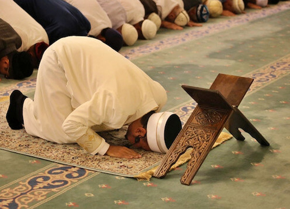 Bayram namazı kılınır? Bayram namazı kaç rekat? Diyanet bayram namazı kılınışı…