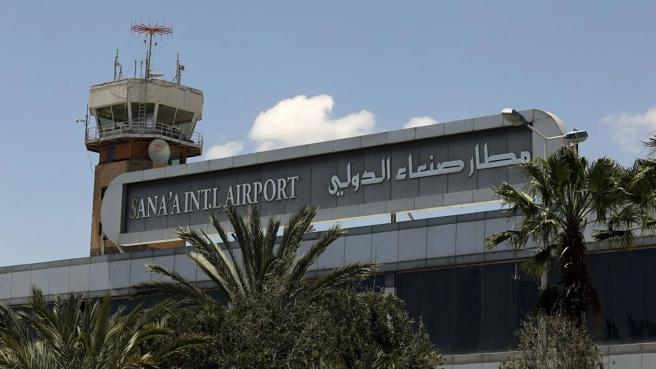 Yemen'de tüm havalimanları uçuşlara kapatıldı