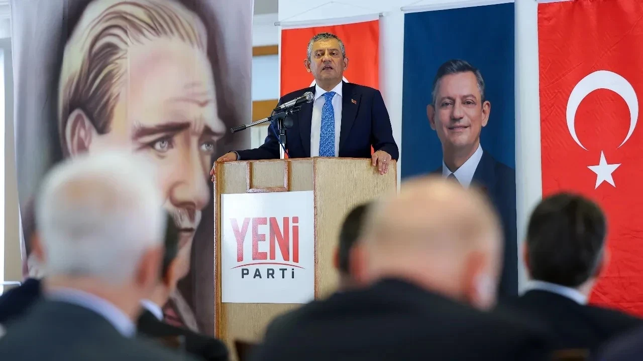 CHP’nin yıllardır kullandığı büyük salon artık Yeni Parti’nin