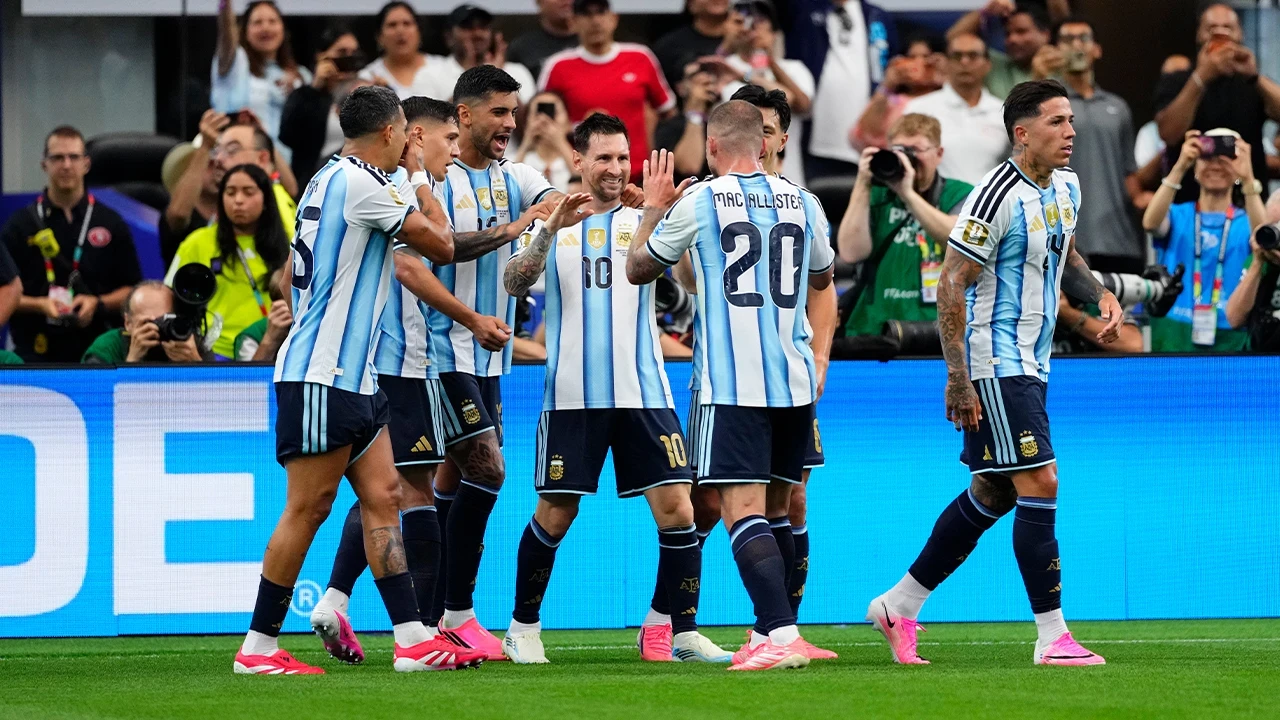 Arjantin, Avusturya'yı Messi'nin golleriyle mağlup etti