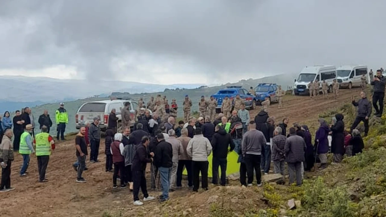 Perşembe Yaylası'ndaki maden çalışmasına vatandaş tepkisi