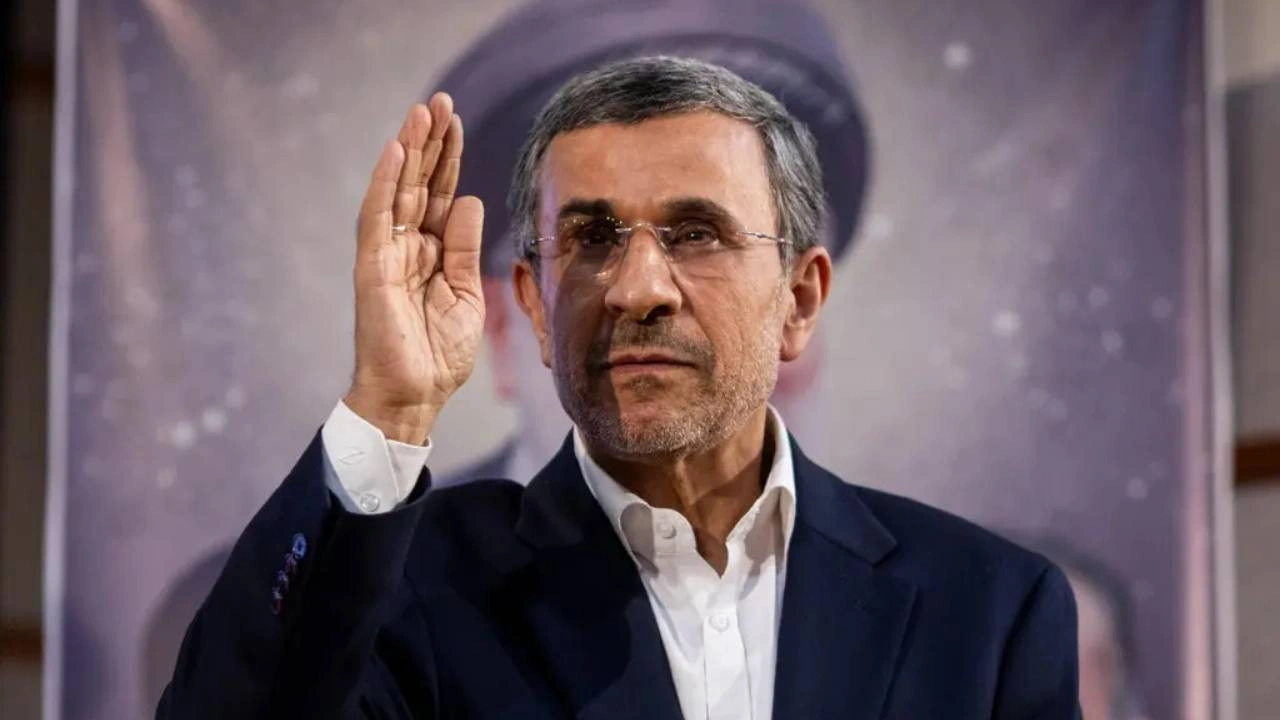 Mossad'ın İran hamlesi deşifre oldu! Ahmedinejad'ı 'yeni lider' yapmak istediler