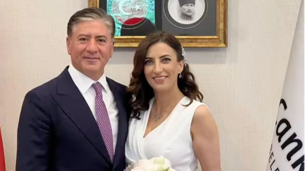 CHP’li Murat Emir ile Evrim Rızvanoğlu evlendi