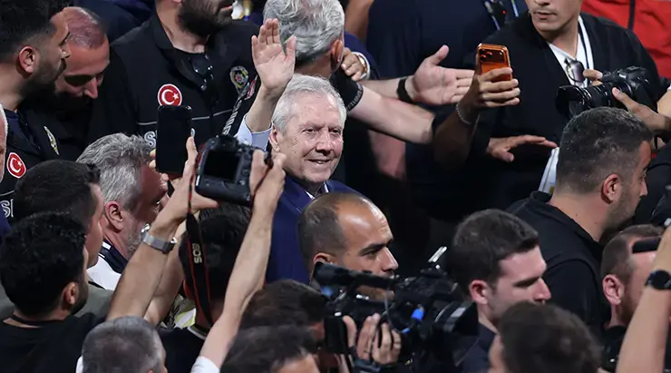 Fenerbahçe'de başkanlık seçiminin kesin sonuçları açıklandı