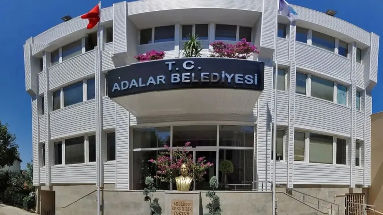 Adalar Belediyesi'ne operasyon: 35 şüpheli hakkında karar