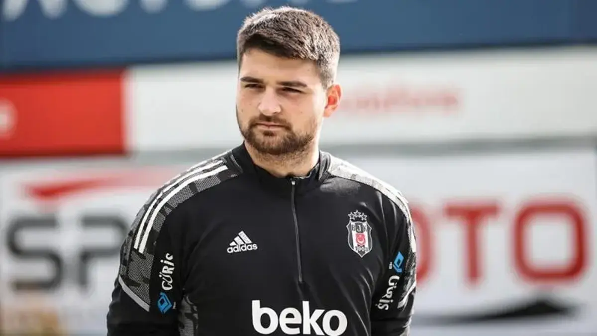 Beşiktaş'tan kaleci Ersin Destanoğlu'na veda mesajı