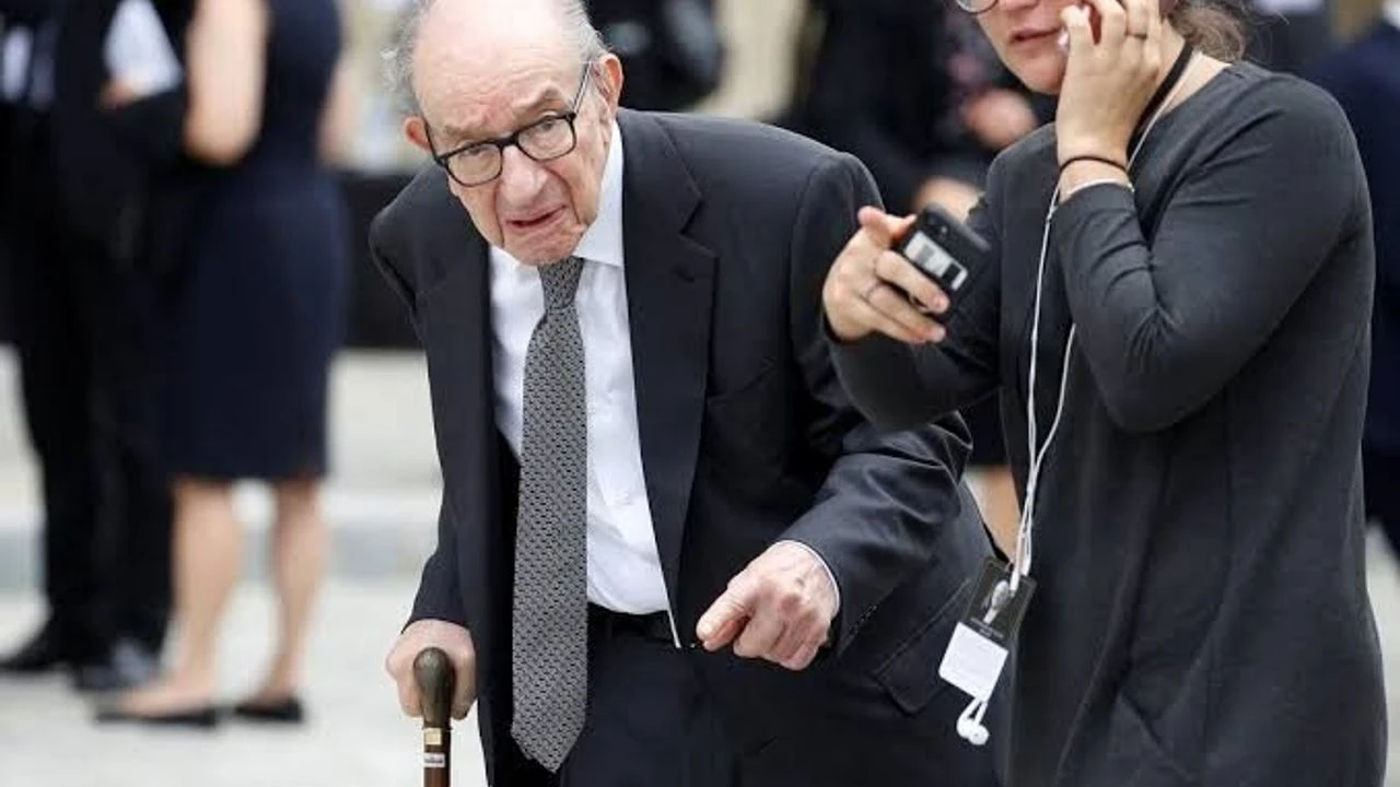Eski Fed Başkanı Alan Greenspan 100 yaşında hayatını kaybetti