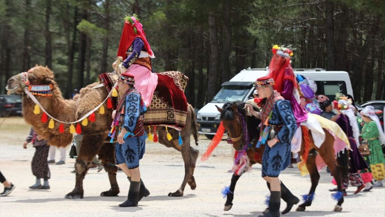 Muğla'da Yörük göçü canlandırıldı