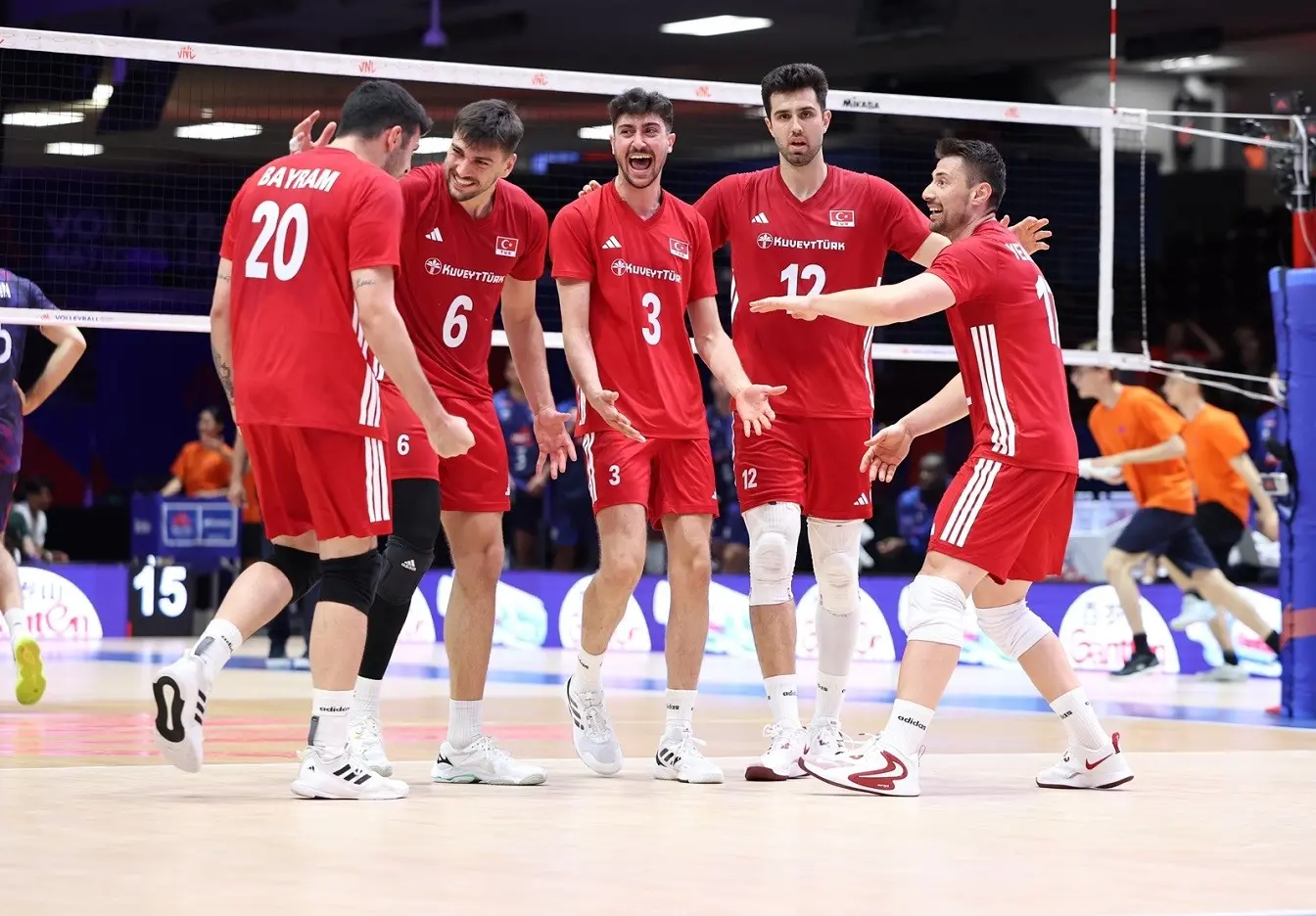 Filenin Efeleri'nin Milletler Ligi'ndeki rakibi Polonya