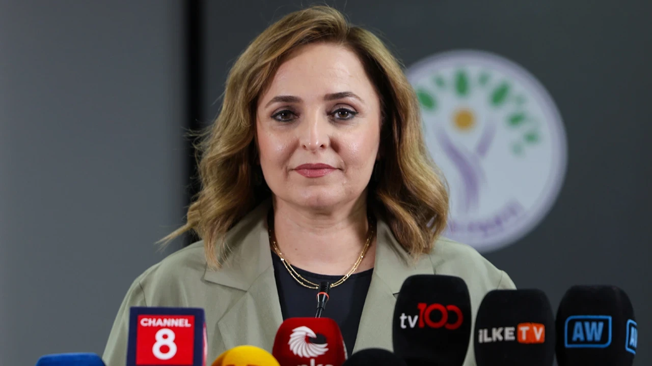 DEM Parti İmralı’dan Gelen Yeni Yol Haritasını Açıkladı