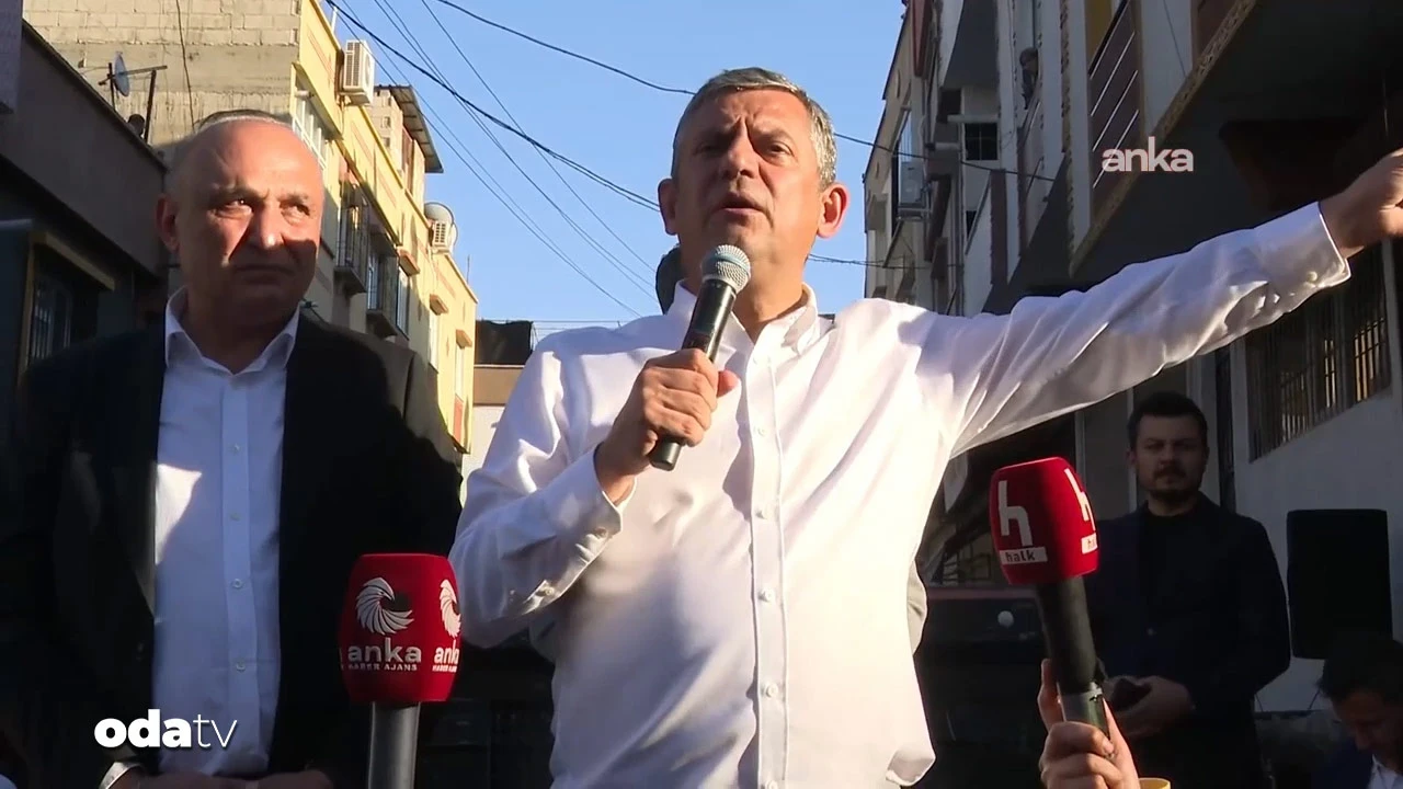 Özgür Özel: Ya bu partiyi geri alıp iktidar yapacağız ya yeni bir yoldan iktidara ulaşacağız
