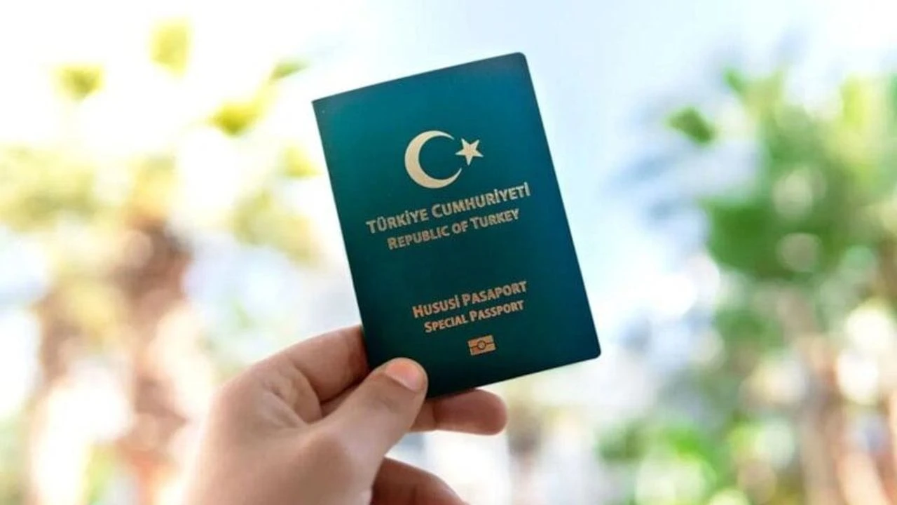 İletişim Başkanlığı yalanladı: Yeşil pasaportta değişiklik yok