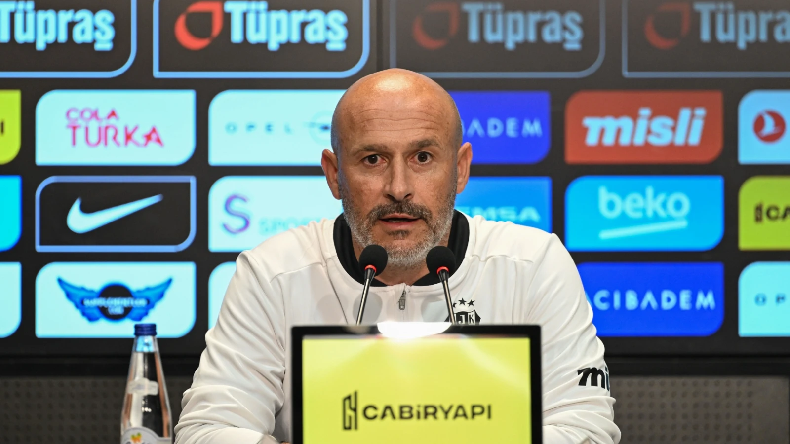 Vincenzo Italiano: Her maç 40 şut çeken Beşiktaş'ı hayal ediyorum