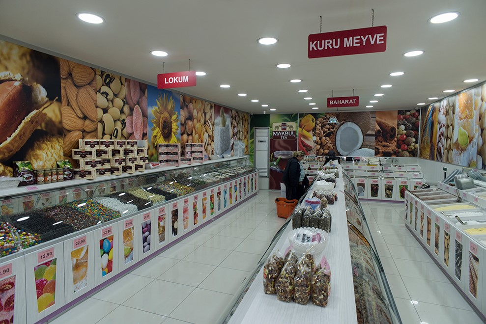 Bakanlık açıkladı! Ünlü kuruyemiş zincirinde satılan ürünlerde gıda boyası tespit edildi