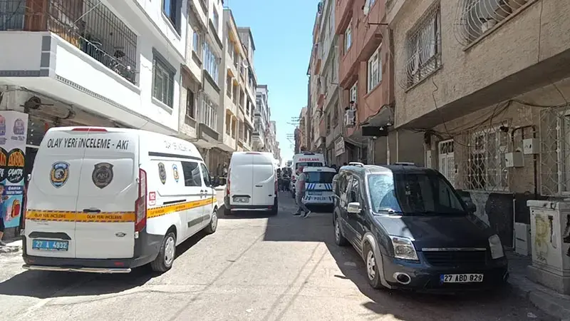 Cezaevinden izinli çıktı, eski eşini öldürüp yaşamına son verdi