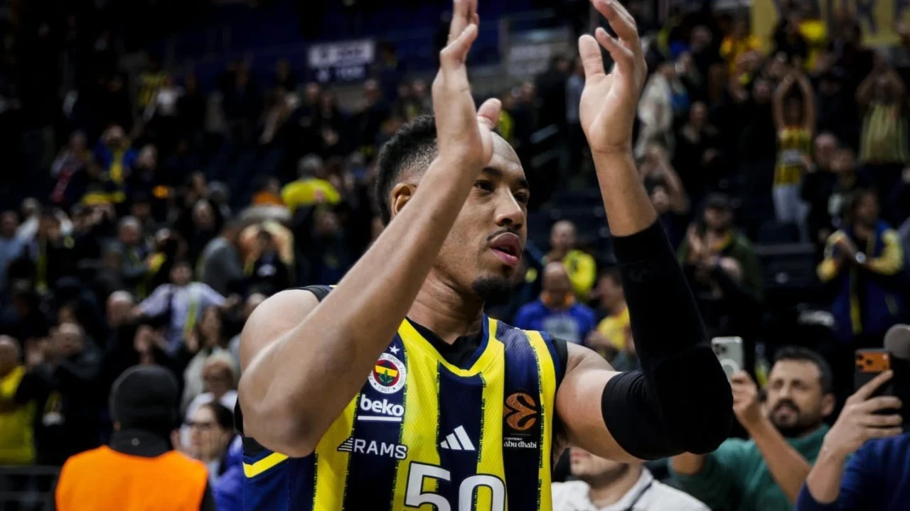 Bonzie Colson, Maccabi Tel Aviv’e geri döndü