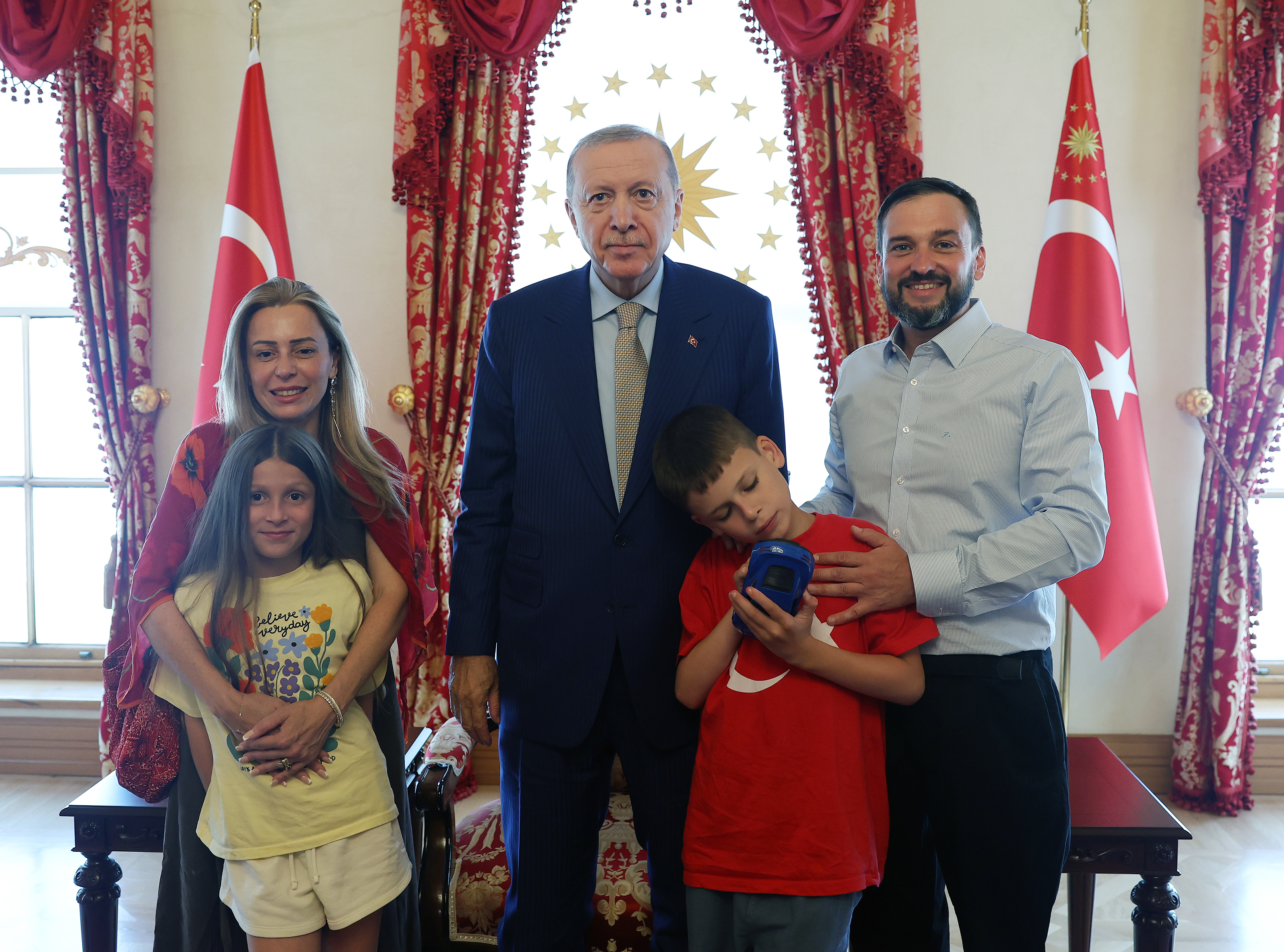Cumhurbaşkanı Erdoğan "Cake Not Hate" kampanyasıyla tanınan Harris'i kabul etti