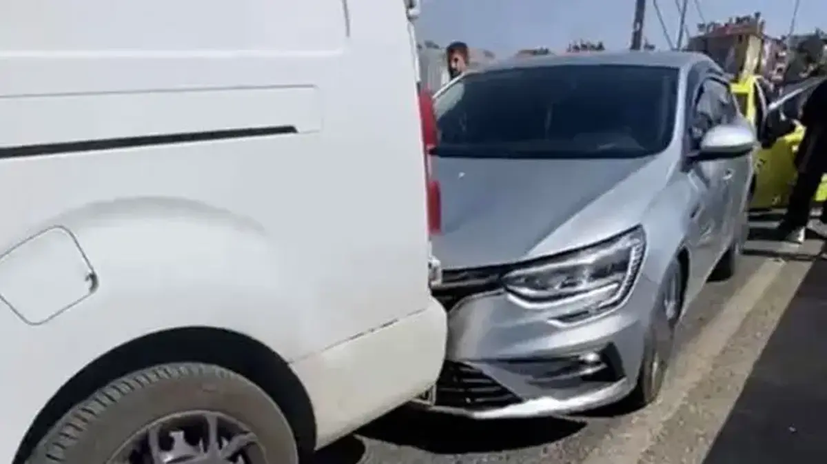 Bingöl'de 4 araçlı zincirleme kaza meydana geldi