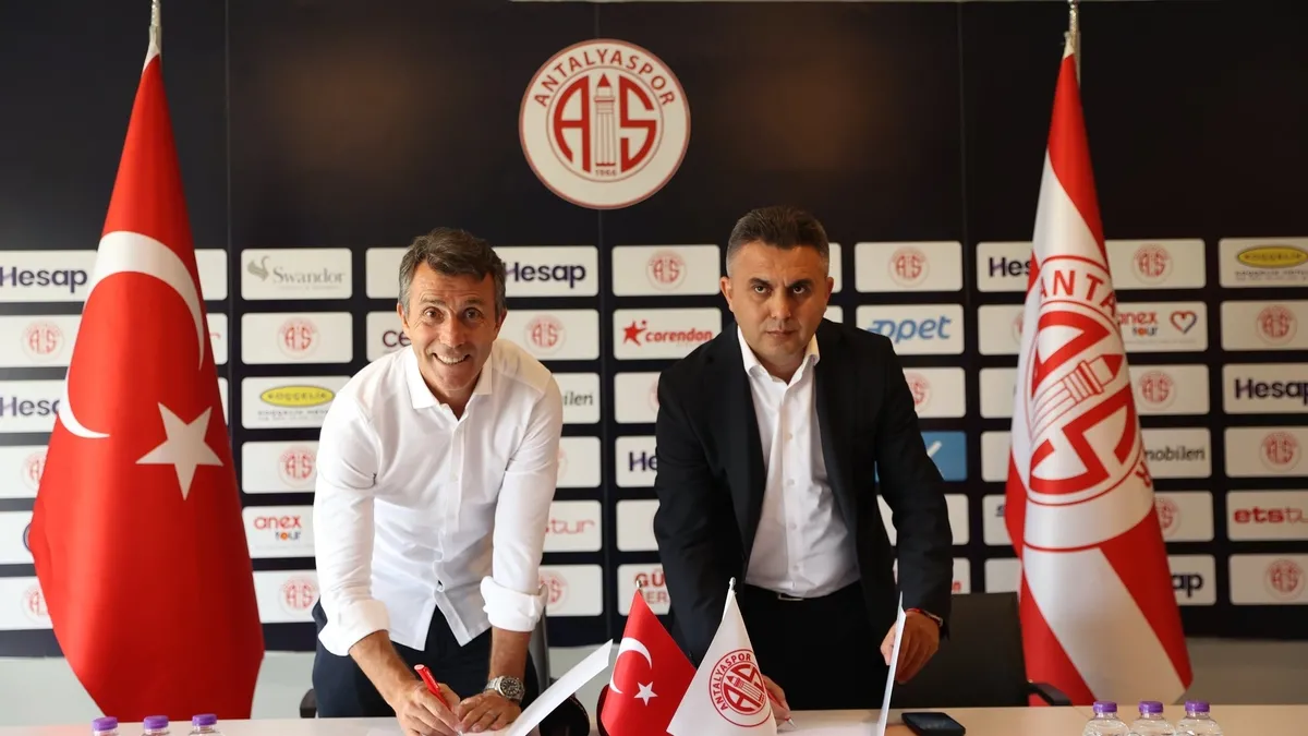 Antalyaspor, Bülent Korkmaz ile sözleşme imzaladı!