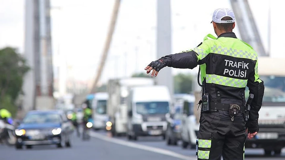 İstanbul'da bugün bazı yollar trafiğe kapatılacak: İstanbul Emniyeti Beyoğlu ve Şişli için kapalı cadde ve sokak listesini açıkladı | ULAŞIM HABERLERİ