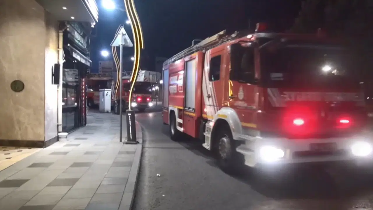 Silivri'de restoranda korkutan yangın: 5 kişi dumandan etkilendi