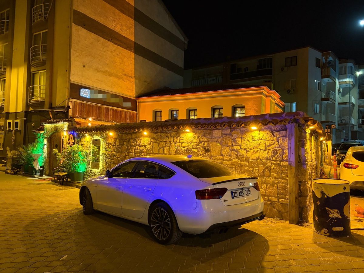 Denizli'de restorana silahlı saldırı: 5 yaralı