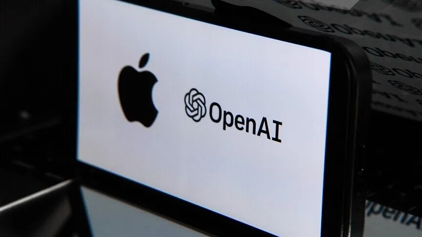 Apple "ticari sırlarını çaldığı" iddiasıyla iki eski çalışanı ve OpenAI'a dava açtı