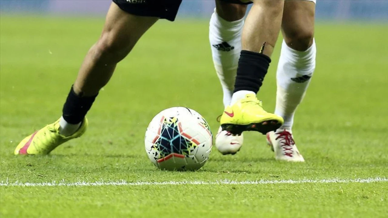 Futbolda 19 kişiye bahis ve şike operasyonu