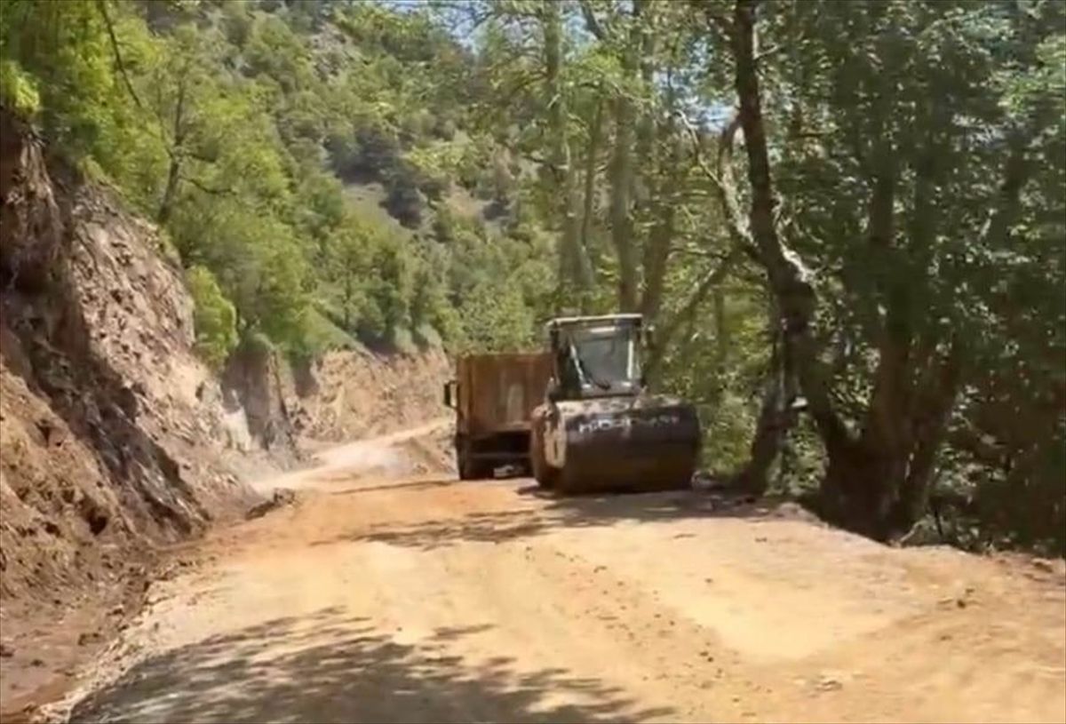 Heyelan nedeniyle kapanan Huzurlu Yaylası yolu yeniden ulaşıma açıldı