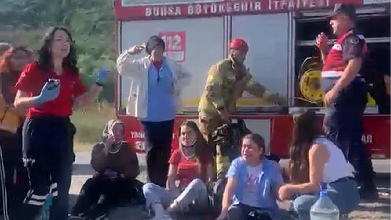 Sabah mesaisi kazayla başladı: 15 yaralı