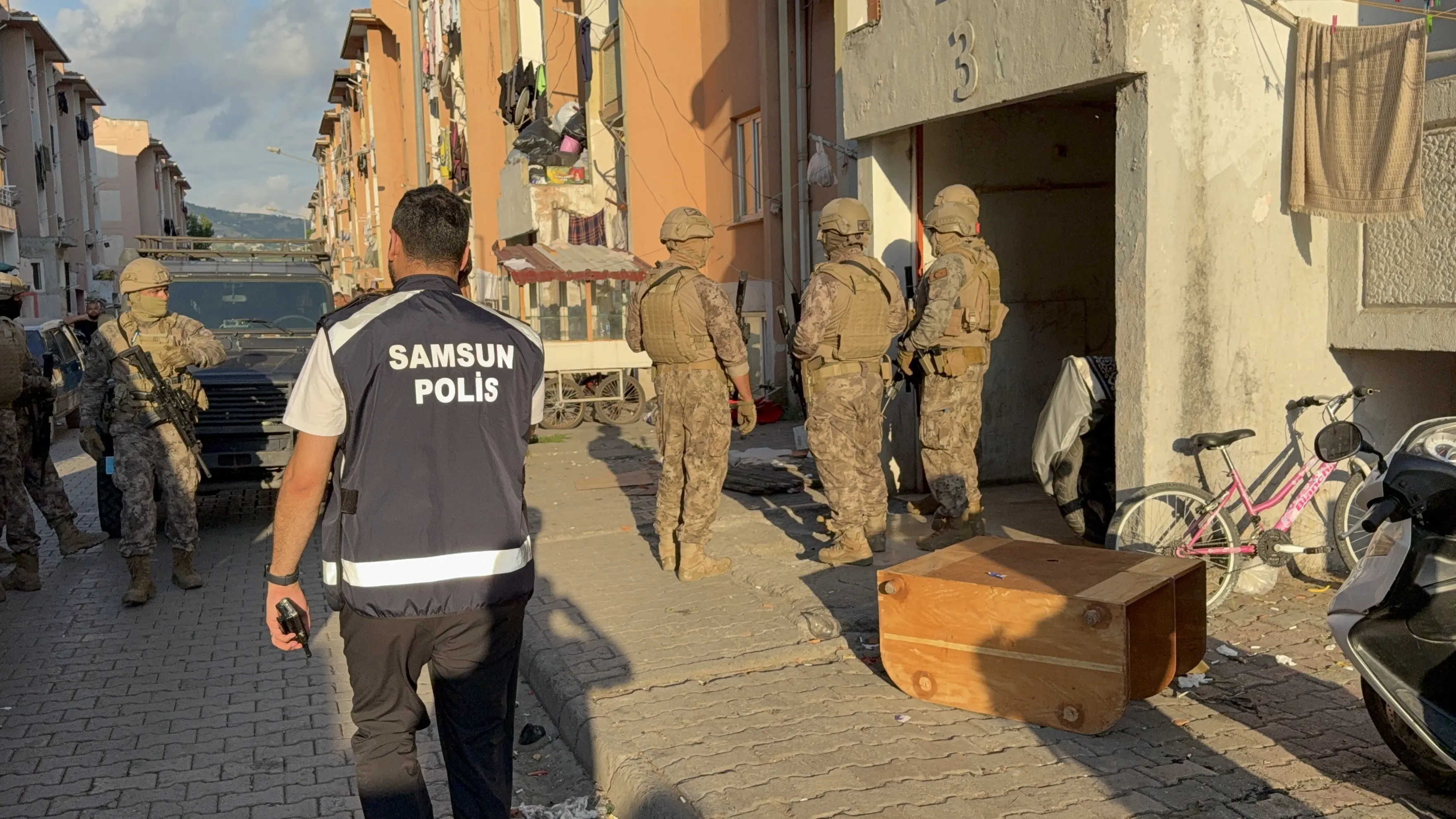 7 ilde düğmeye basıldı! Yasa dışı bahis şebekesine operasyon