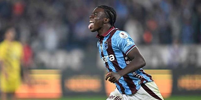 Trabzonspor'dan tarihi satış: Oulai resmen Fiorentina'da