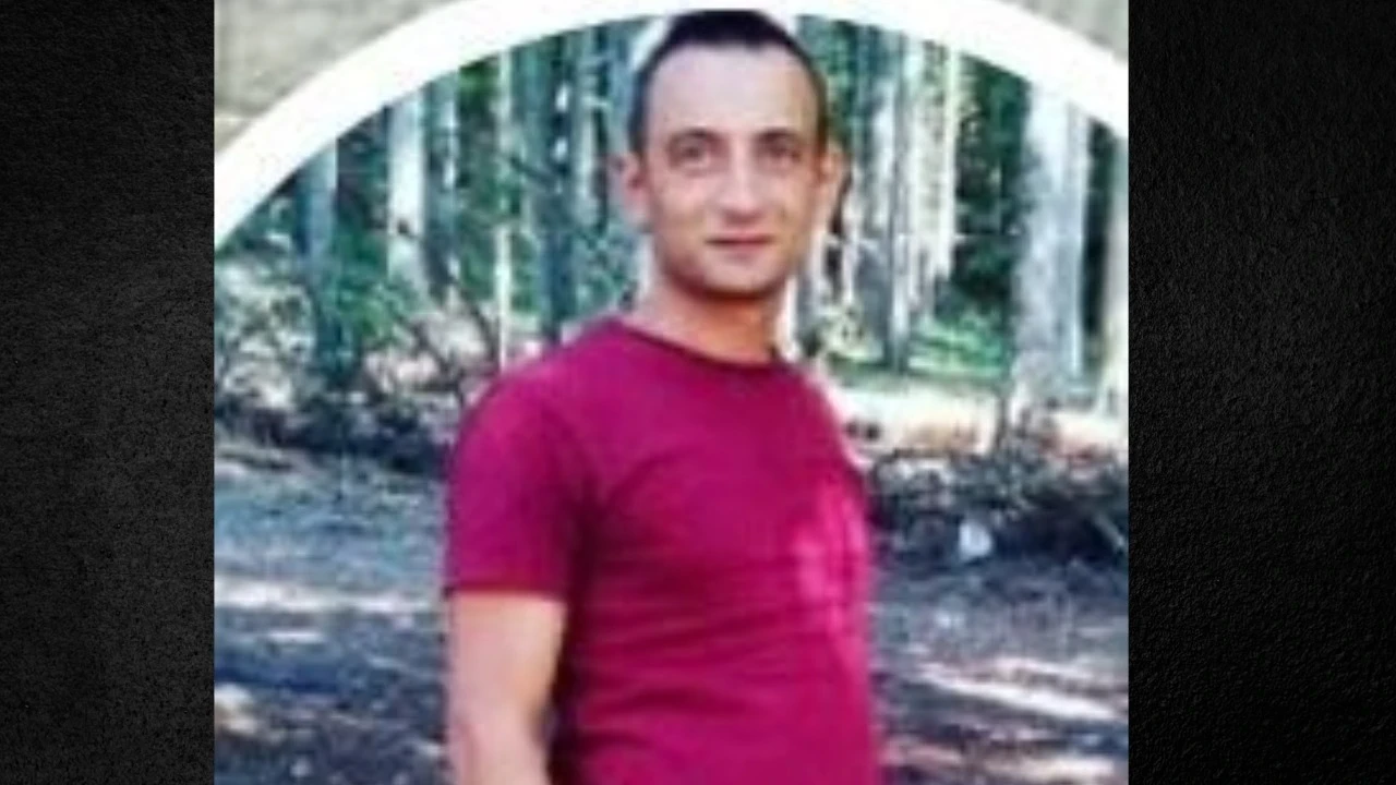 Tamir etmek istediği otomobilin altında kaldı