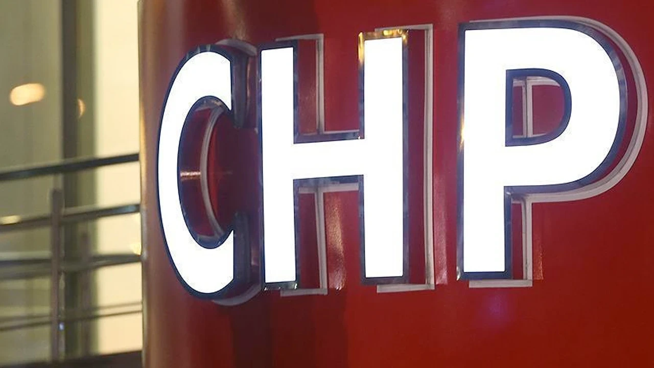 Özgür Özel 'dedikodu' demişti! CHP'de bir belediye başkanı daha istifa etti!