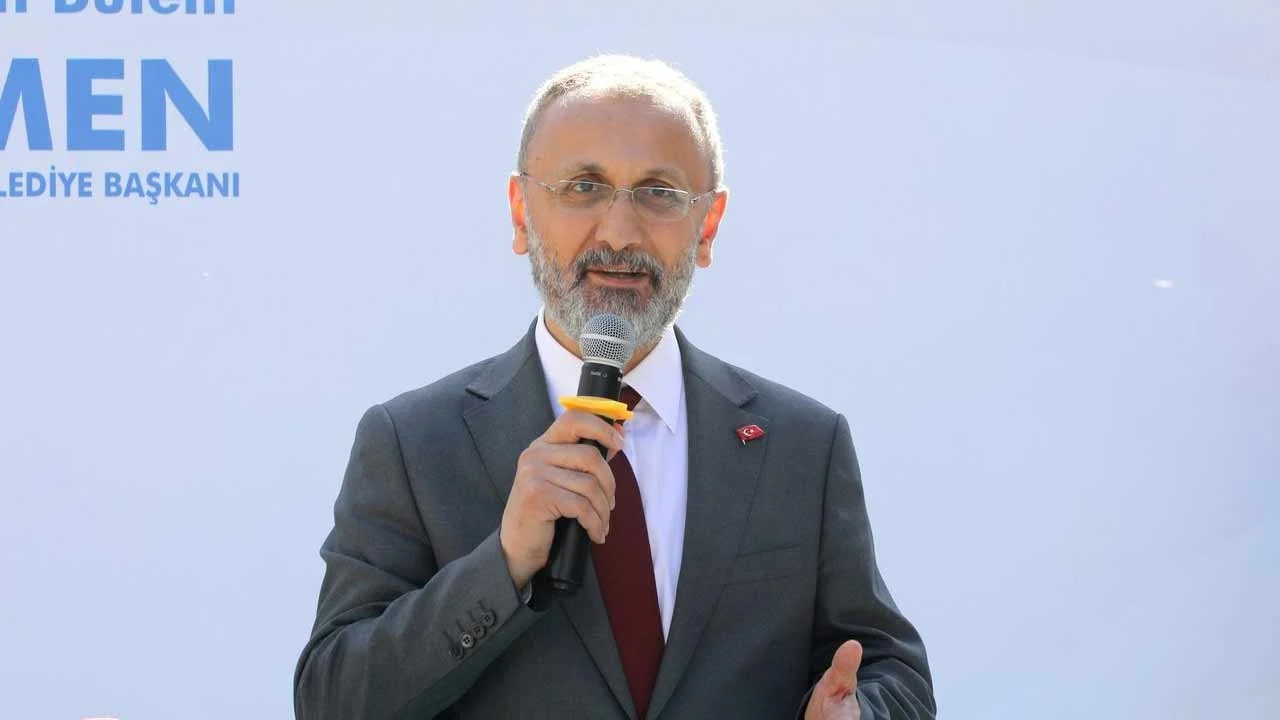 Yardımcısı “yolsuzluk”tan tutuklanmıştı… CHP’li başkan kendi adamını savunamadı!