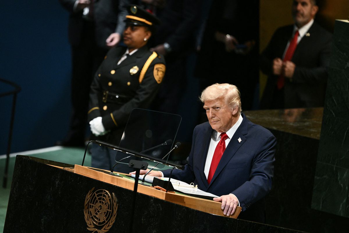 Trump'tan 'savaş yetkileri' tasarısının kabul edilmesine tepki